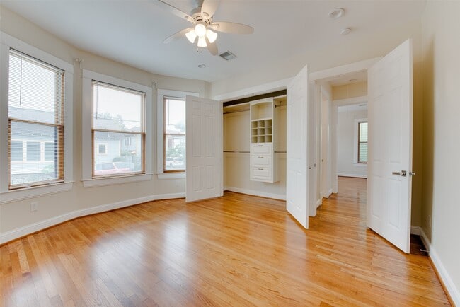 Building Photo - 401 Willard St