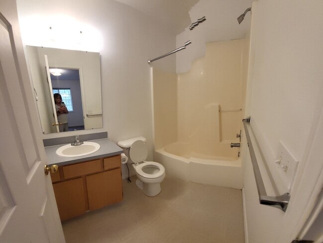 Building Photo - Cute Boise apartment