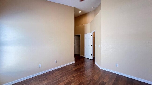 Building Photo - 16709 Fresh Meadow Dr