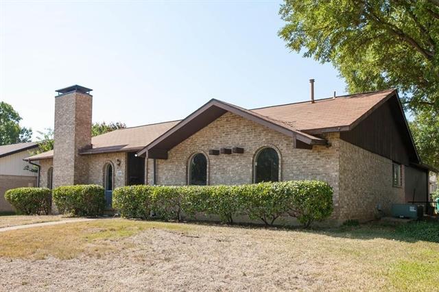 Building Photo - 1320 Cherry Hill Ln