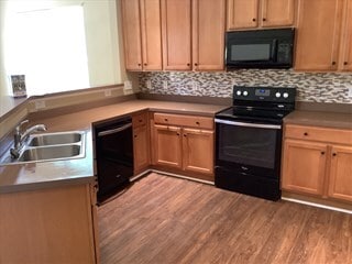 Building Photo - 174 Largess Ln
