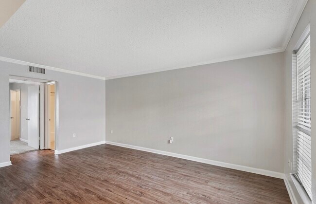 Building Photo - 3148 Wyoming St