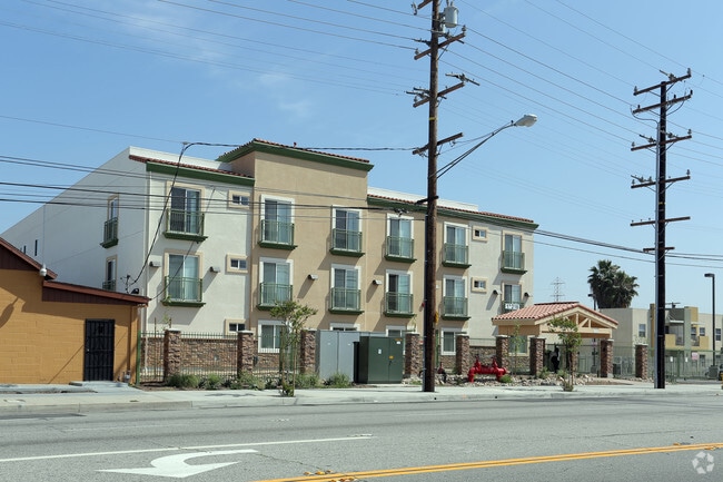 Building Photo - Avalon Apartments