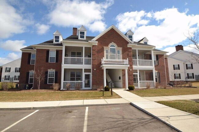 Building Photo - 856 W Summerfield Gln Cir