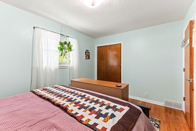 Building Photo - Cute 3 Bedroom Ranch in Loveland