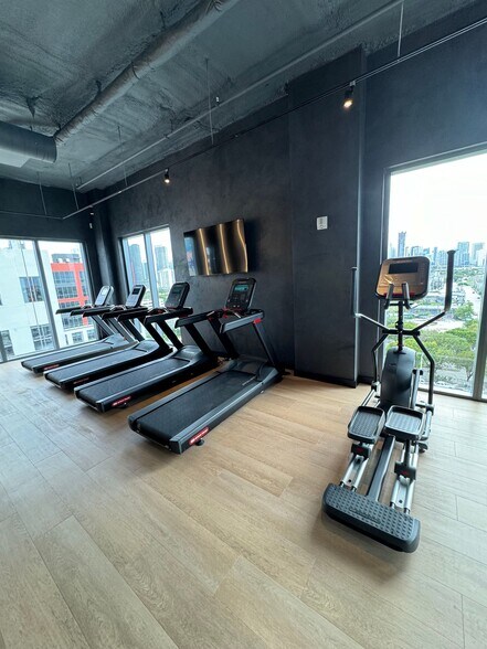 Building Photo - 70 NW 28th St