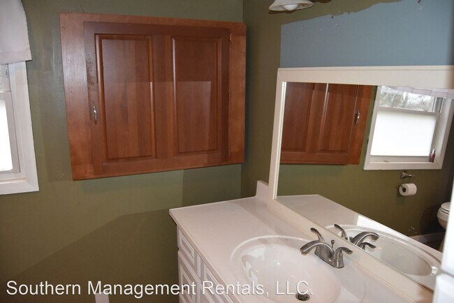 Building Photo - 2 br, 1 bath House - 88 Fairview Trail
