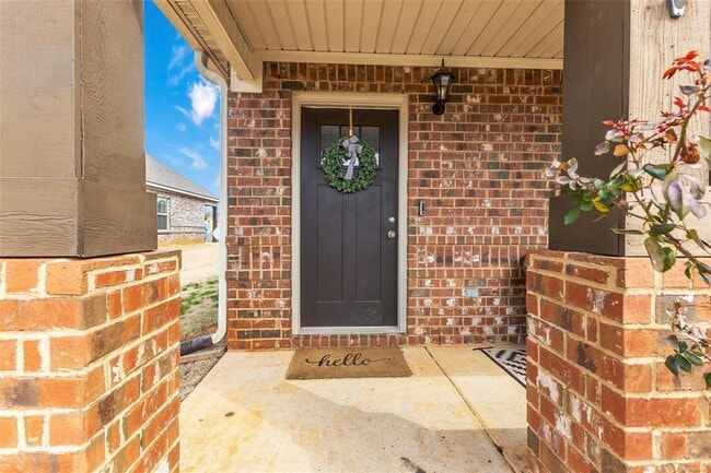 Building Photo - 1808 Mabel Dr