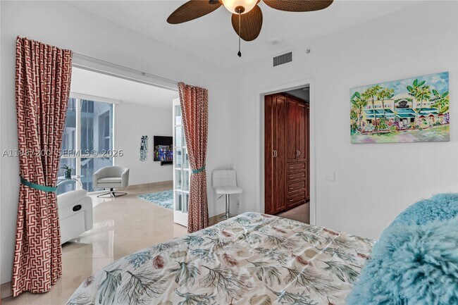 Building Photo - 1500 Ocean Dr