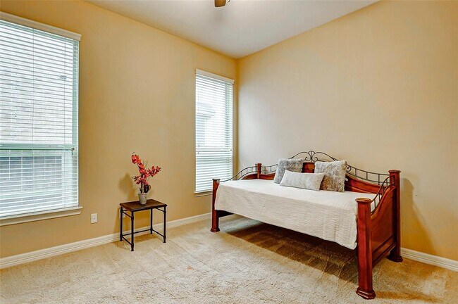 Building Photo - 27807 Hunters Rock Ln