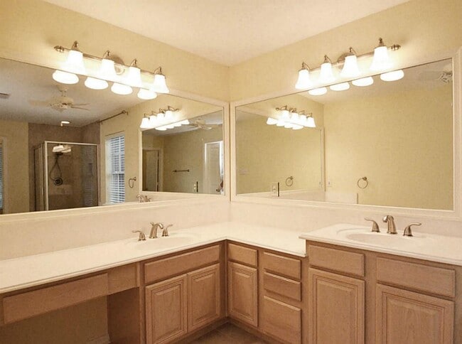 Building Photo - 4210 Greystone Way