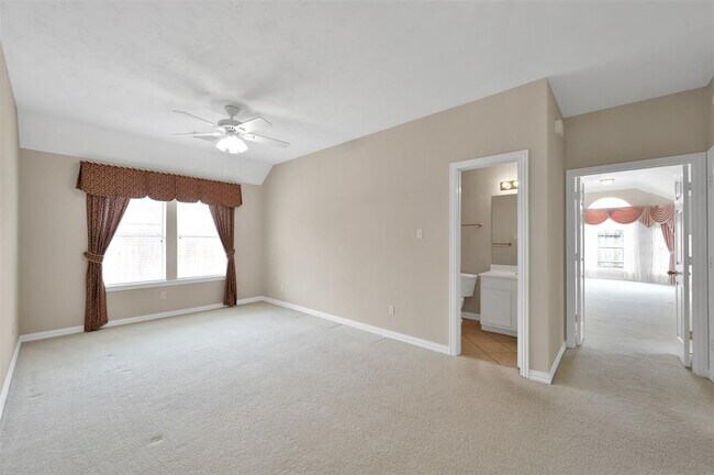 Building Photo - 17222 Leeside Dr