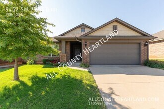 Building Photo - 9452 SW 29th Terrace