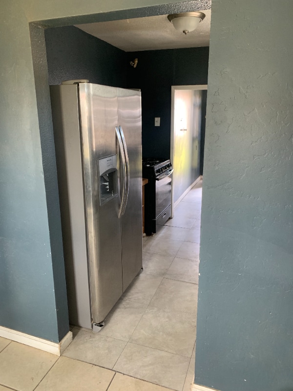 Building Photo - 1821 N 10th Ave