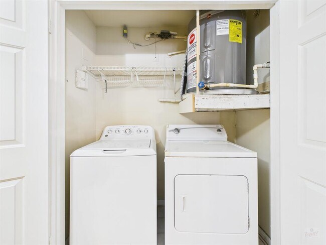 Building Photo - 501 W 26th St