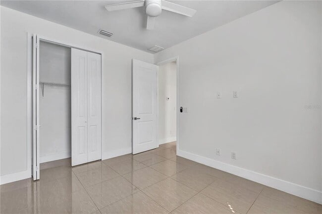 Building Photo - 1119 Ansin St
