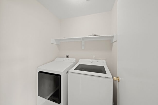 Building Photo - 1426 Cartwright Rd