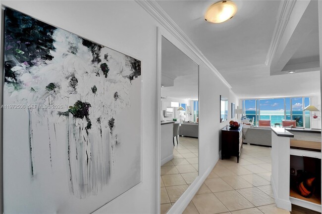 Building Photo - 3140 S Ocean Dr