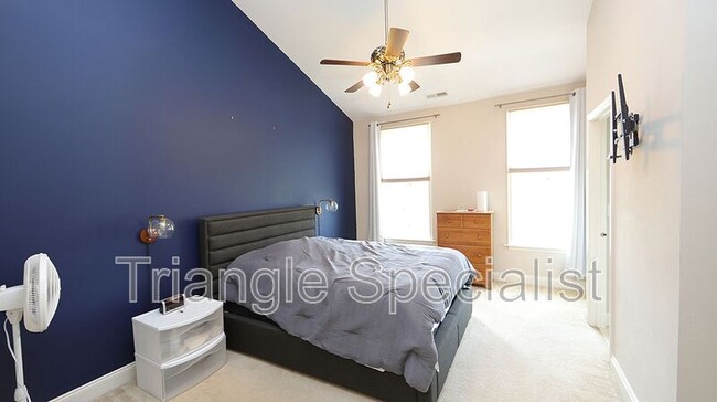 Building Photo - 10510 Sablewood Dr