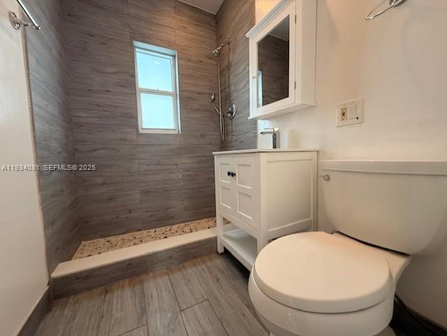 Building Photo - 7207 Bay Dr