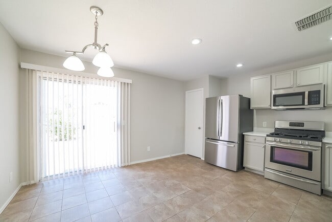 Building Photo - 3847 E Hopseed Ln