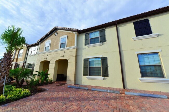 Building Photo - Resort Style Living - Windsor @ Westside