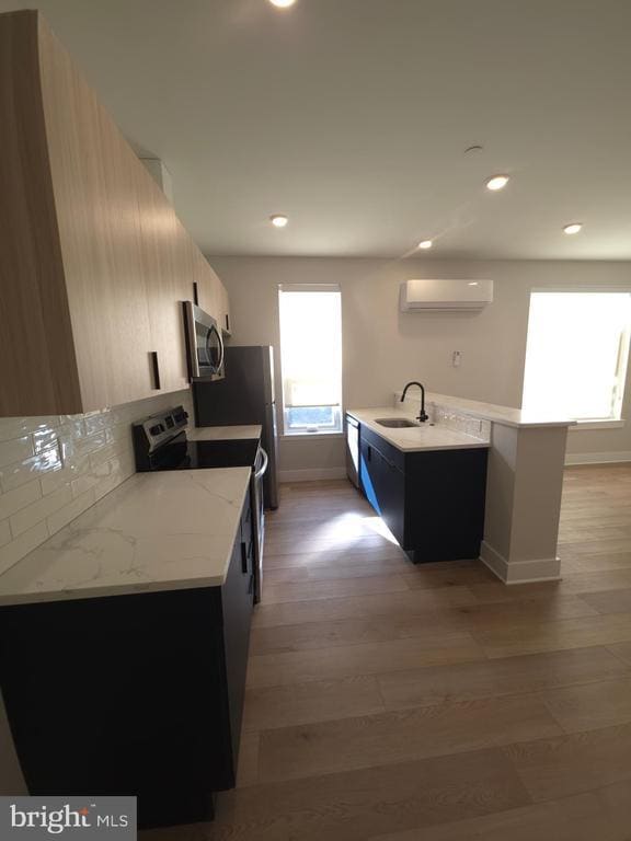 Building Photo - 3503 Midvale Ave