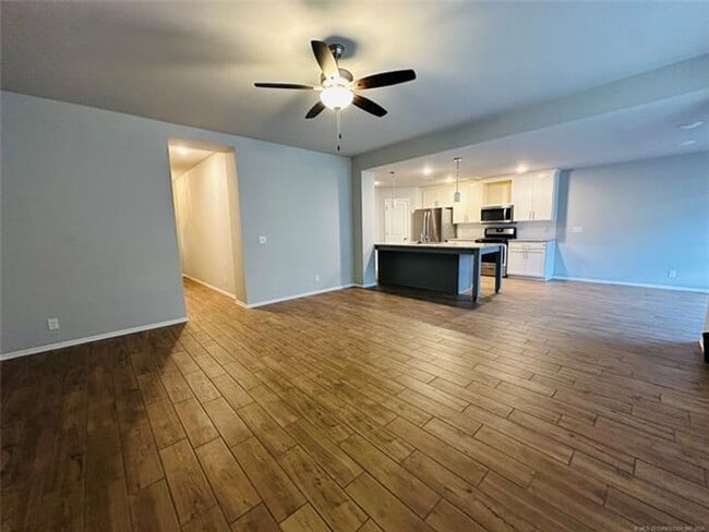 Building Photo - HOUSE FOR RENT!!!