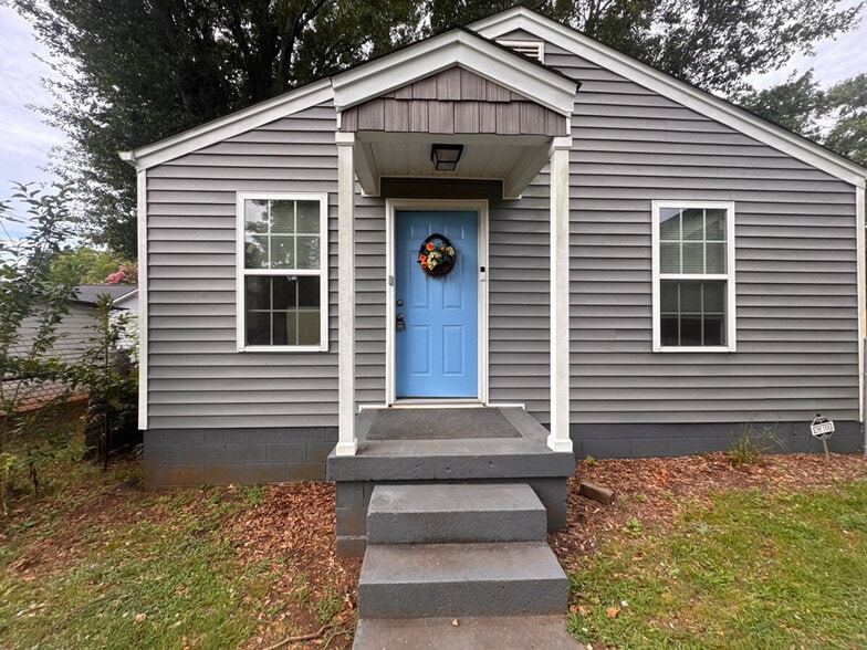 Building Photo - 5 Vine St