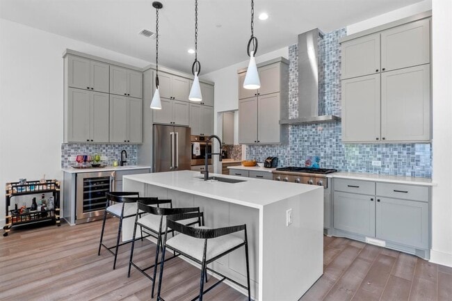 Building Photo - 4016 Diligence Dr