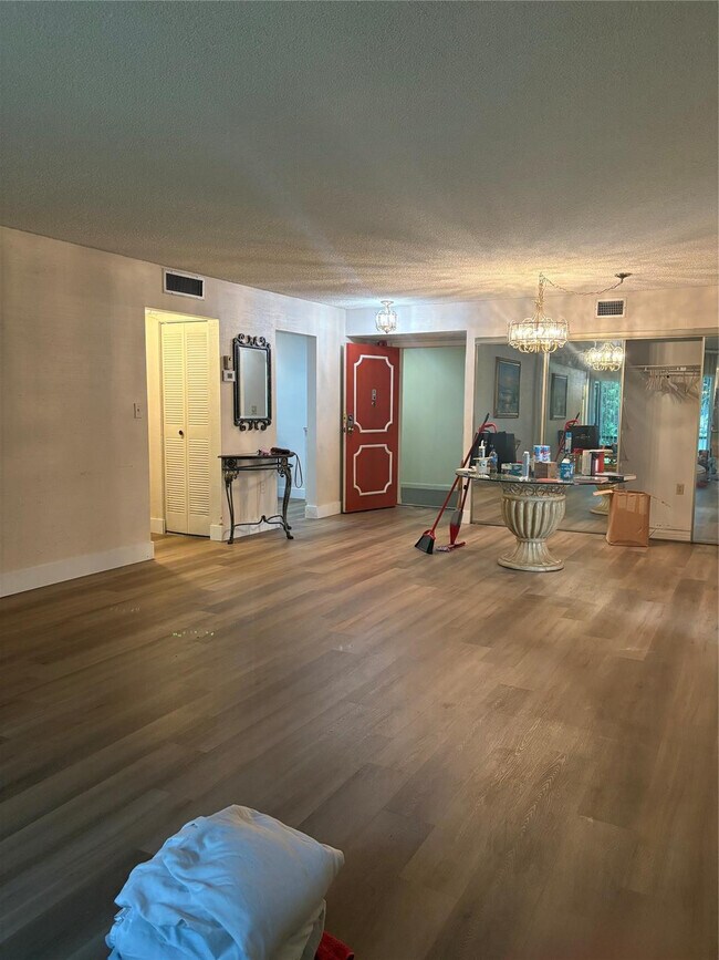 Building Photo - 8280 SW 24th St