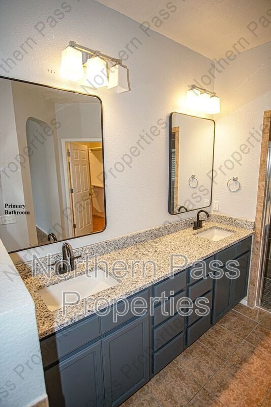 Building Photo - 5902 Redstone Mesa Ct