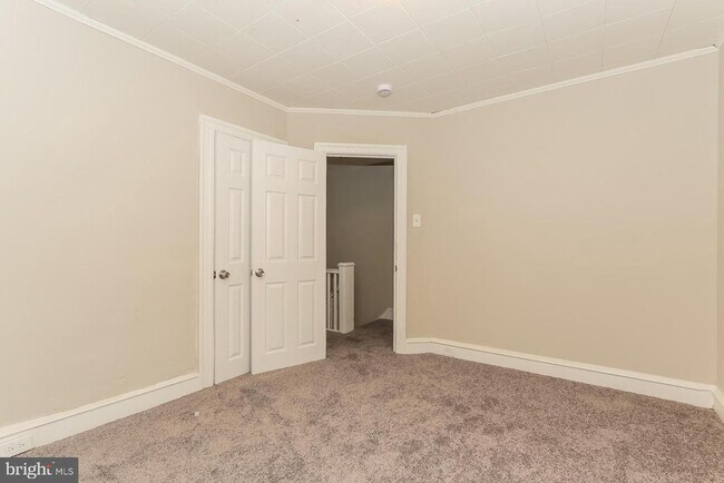 Building Photo - 5453 Trinity St