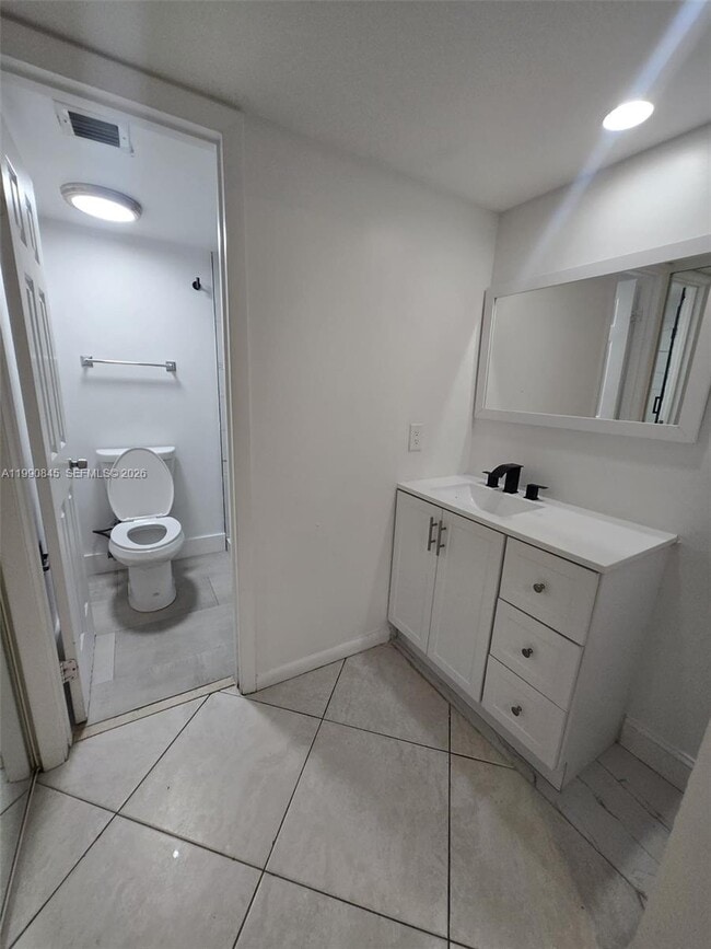 Building Photo - 3500 Whitehall Dr