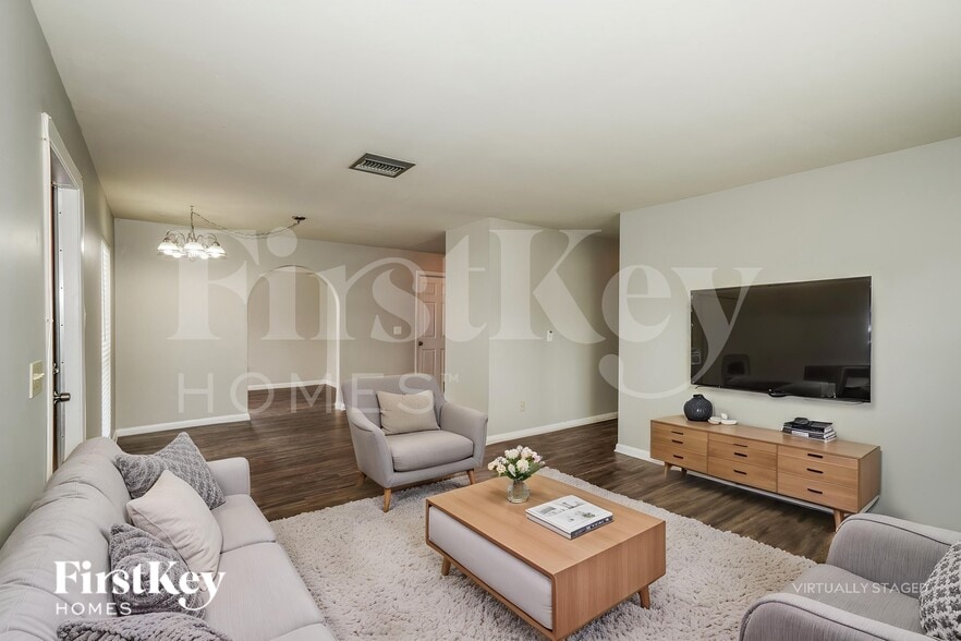 Building Photo - 6807 S Cortez Ave