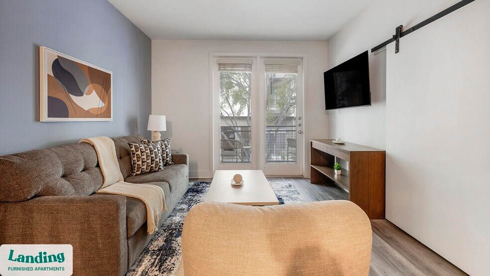 Building Photo - 810 W St Johns Ave