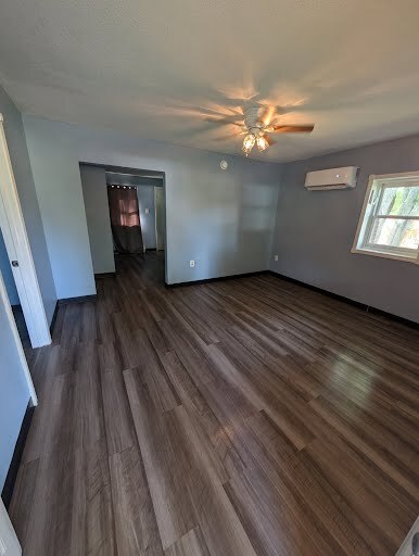 Building Photo - 2149 Potts Ln
