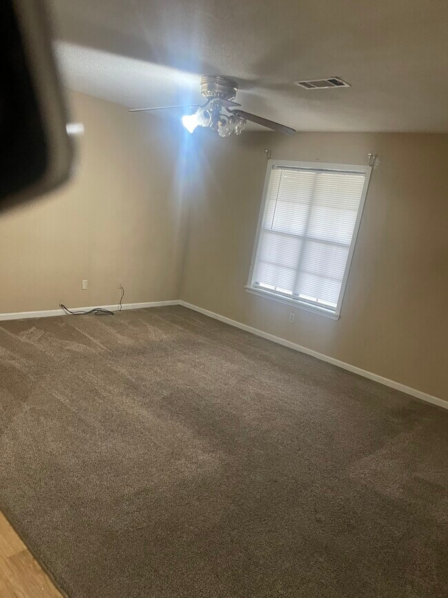 Building Photo - 1721 Chickasawba St