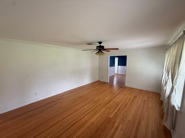Building Photo - 2418 Cres Club Dr