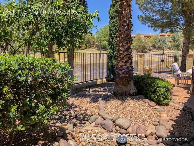 Building Photo - 2 Bed+ Den Patio home in El Conquistador!