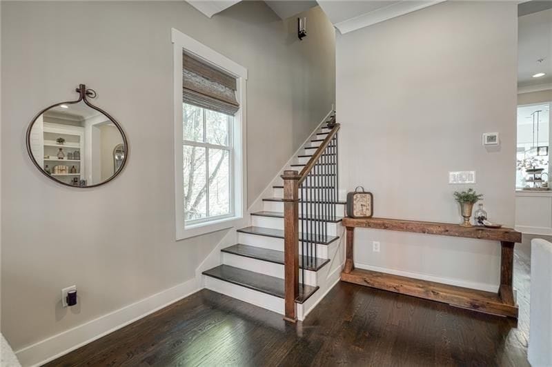 Building Photo - 984 Memorial Walk SE