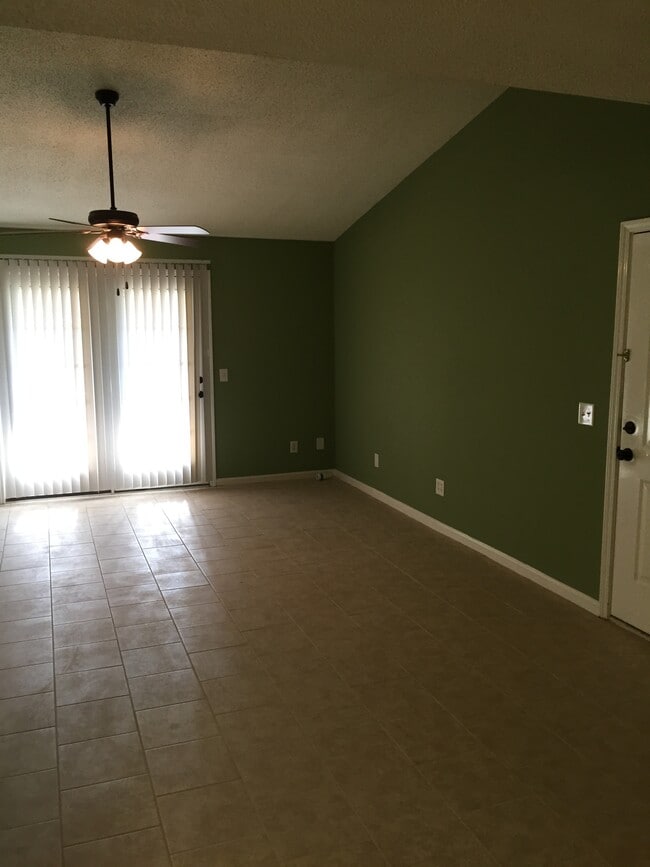 Building Photo - 1111 Old Ebenezer Rd