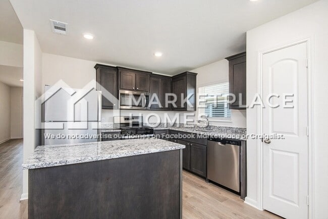 Building Photo - 11020 Gray Mare Dr