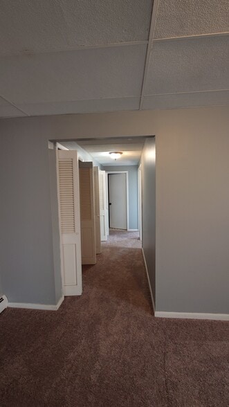 Building Photo - 18 S Forklanding Rd