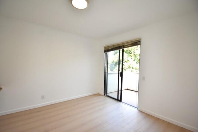 Building Photo - 4614 Corrida Cir