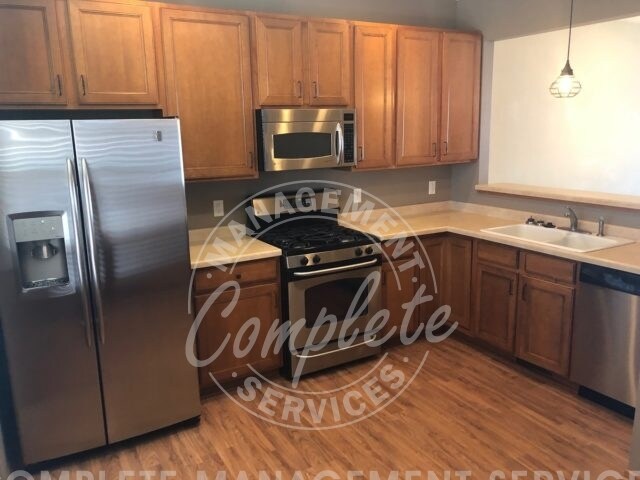 Building Photo - 4334 Bulrush Blvd