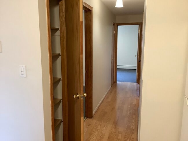 Building Photo - 10402 Moody Ave