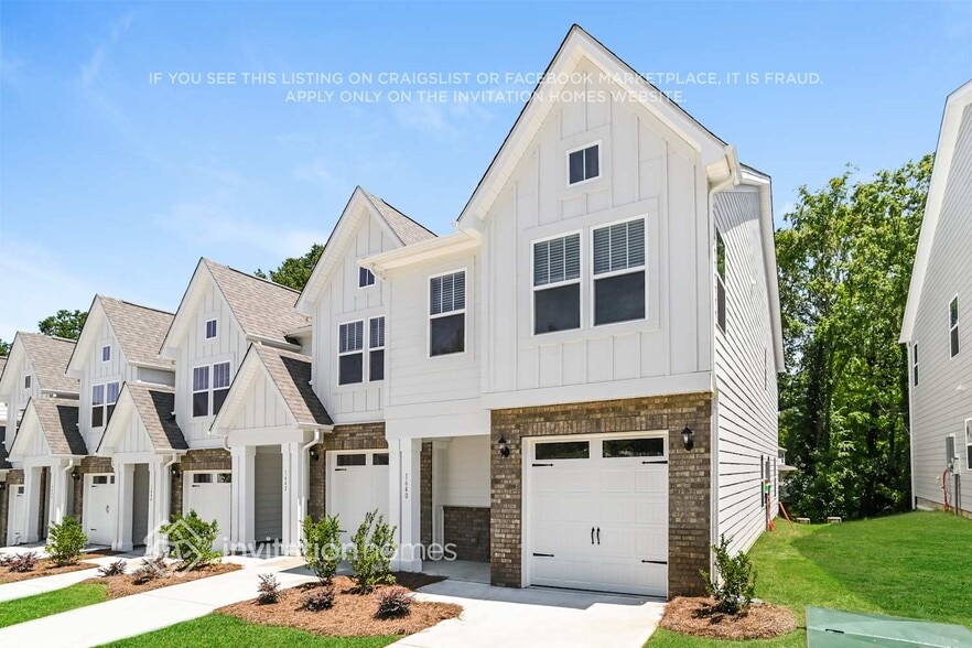 Building Photo - 1640 CM Human Dr