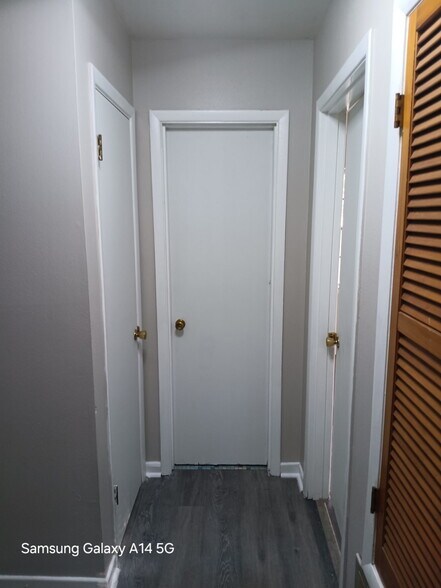 Building Photo - 1522 Monaco Dr