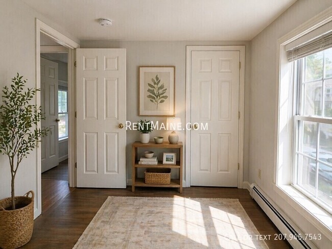 Building Photo - 105 Cony St